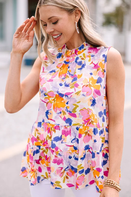 Thermal hoodieGet A Reaction Pink Floral Tiered Tank